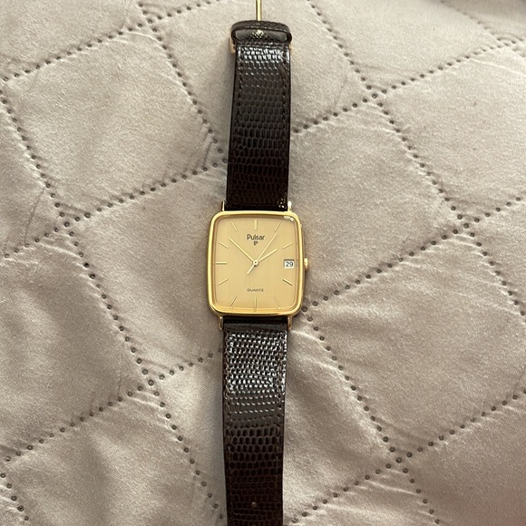 Men’s Pulsar Quartz Watch - Picture 2 of 5